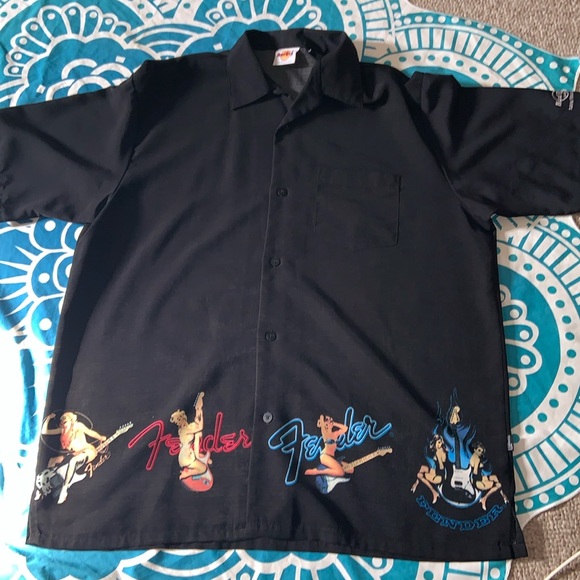 HARD ROCK SAN FRANCISCO CAFE PINUP FENDER GUITAR ROCKABILLY BOWLING SHIRT BLACK - Picture 1 of 13